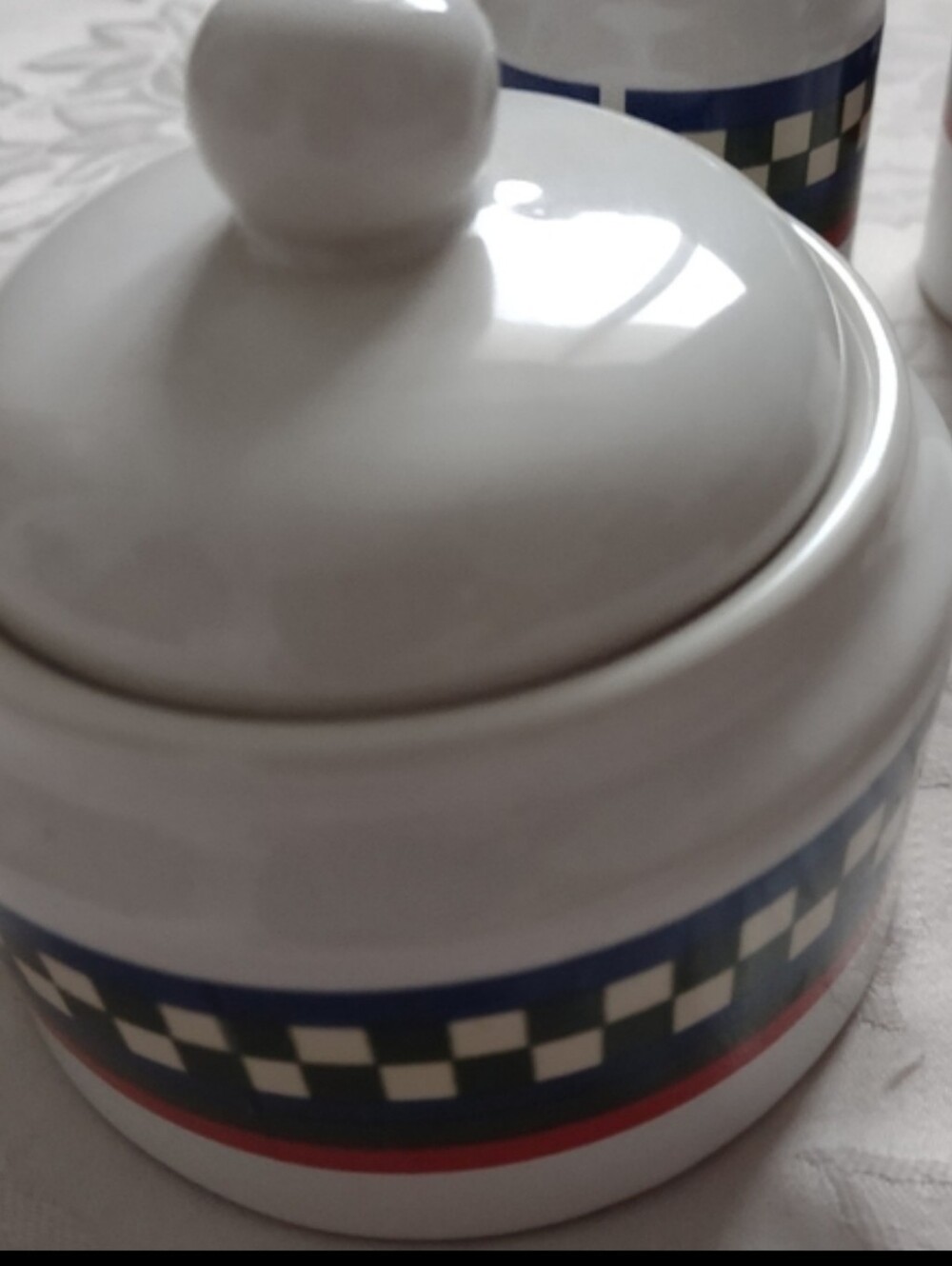 Checkered sugar bowl with lid Bob Timberlake Ella's Rooster By International